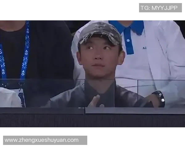 足球郑恺：从球场明星到娱乐圈多面手的精彩人生之路